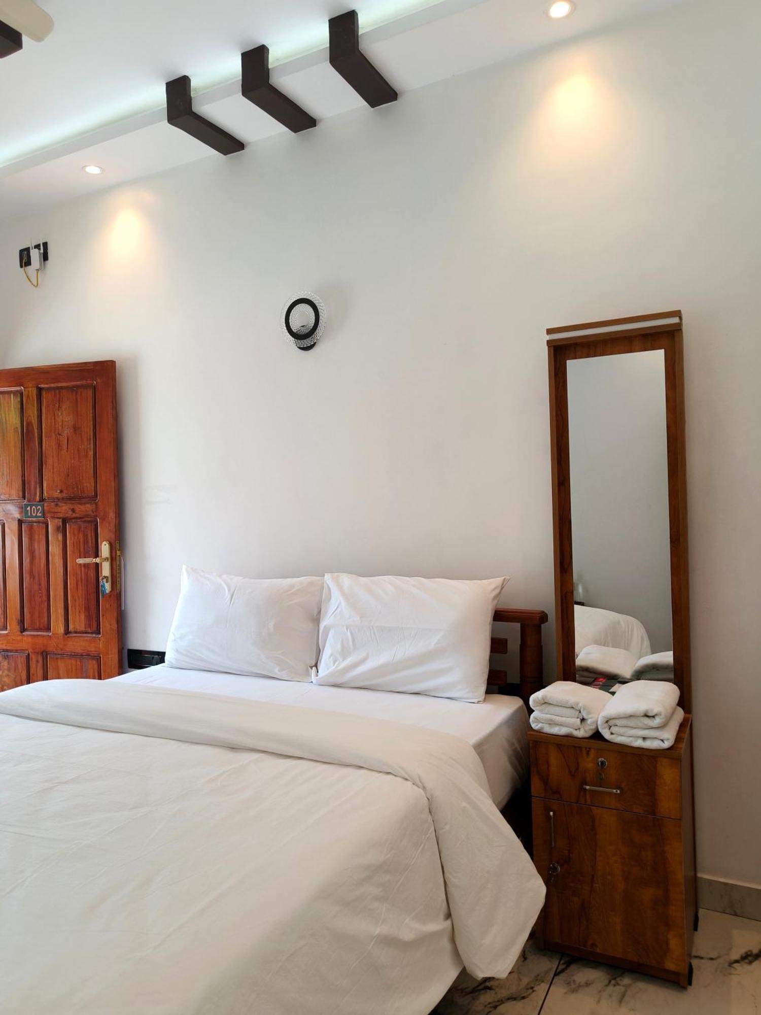 Wavealokam Beach Retreat Varkala Zewnętrze zdjęcie